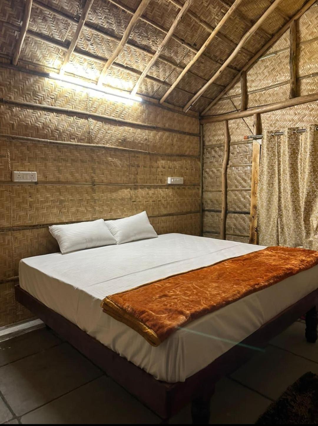 Vanya The Exotic World Resort Hampi Bagian luar foto